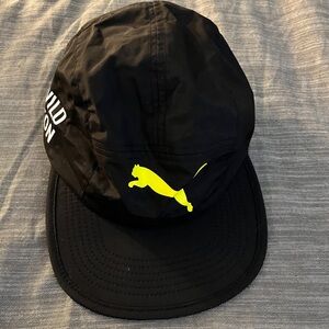 Puma black running hat